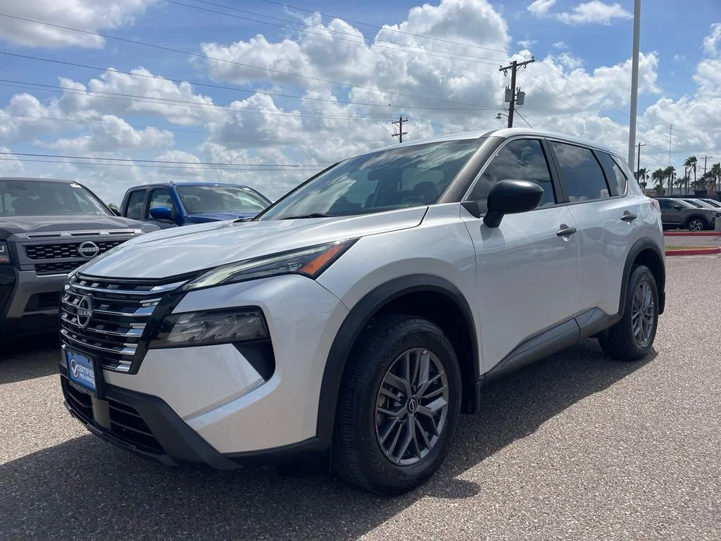 Certified Used 2024 Silver Nissan S image 3