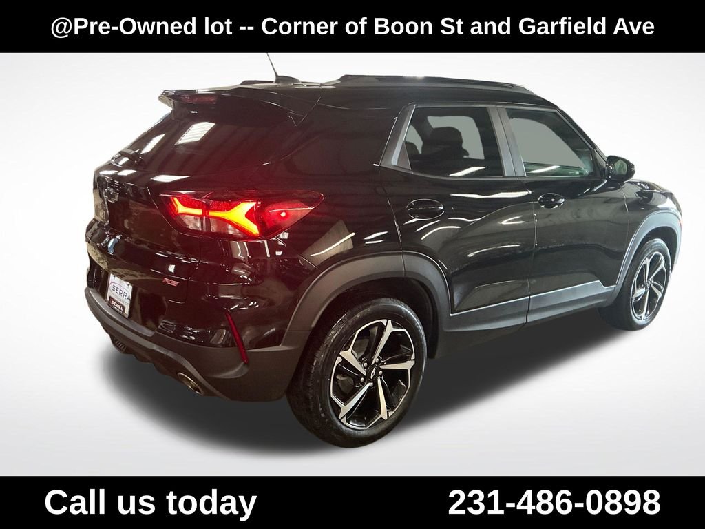 Used 2023 Black Chevrolet RS image 5