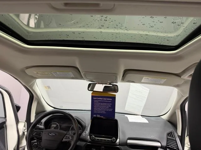 Used 2022 White Ford SES image 31