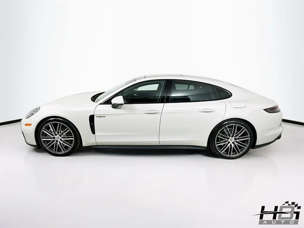 Used 2018 White Porsche 4 image 9