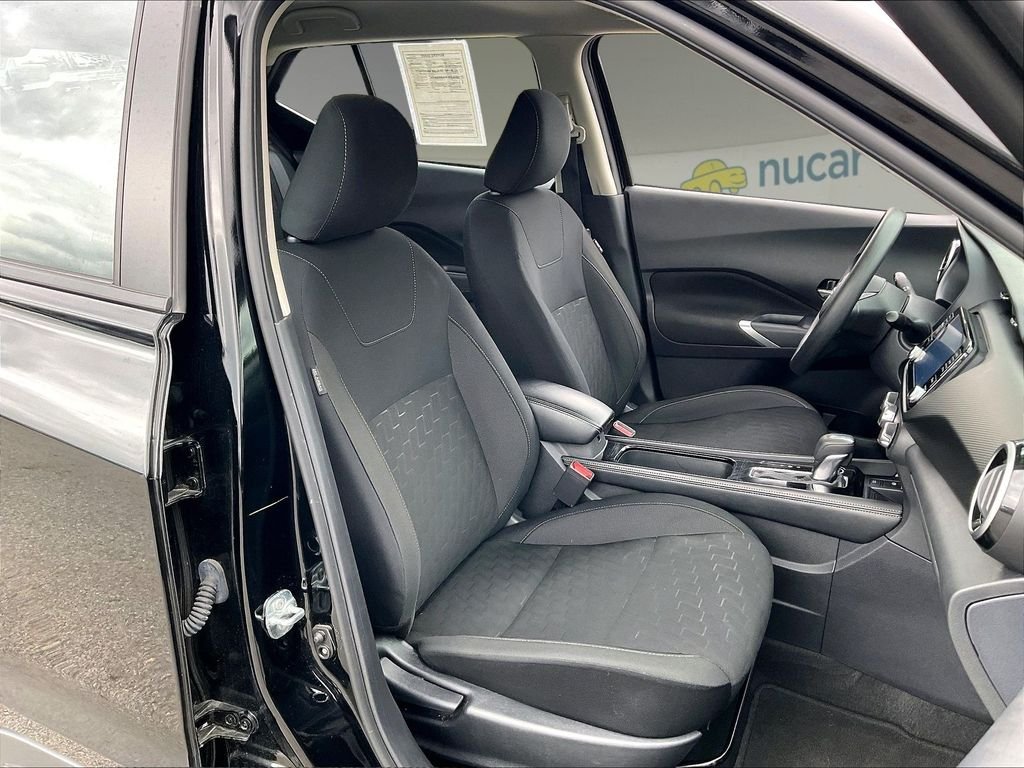 Used 2024 Super Black Nissan SV image 10