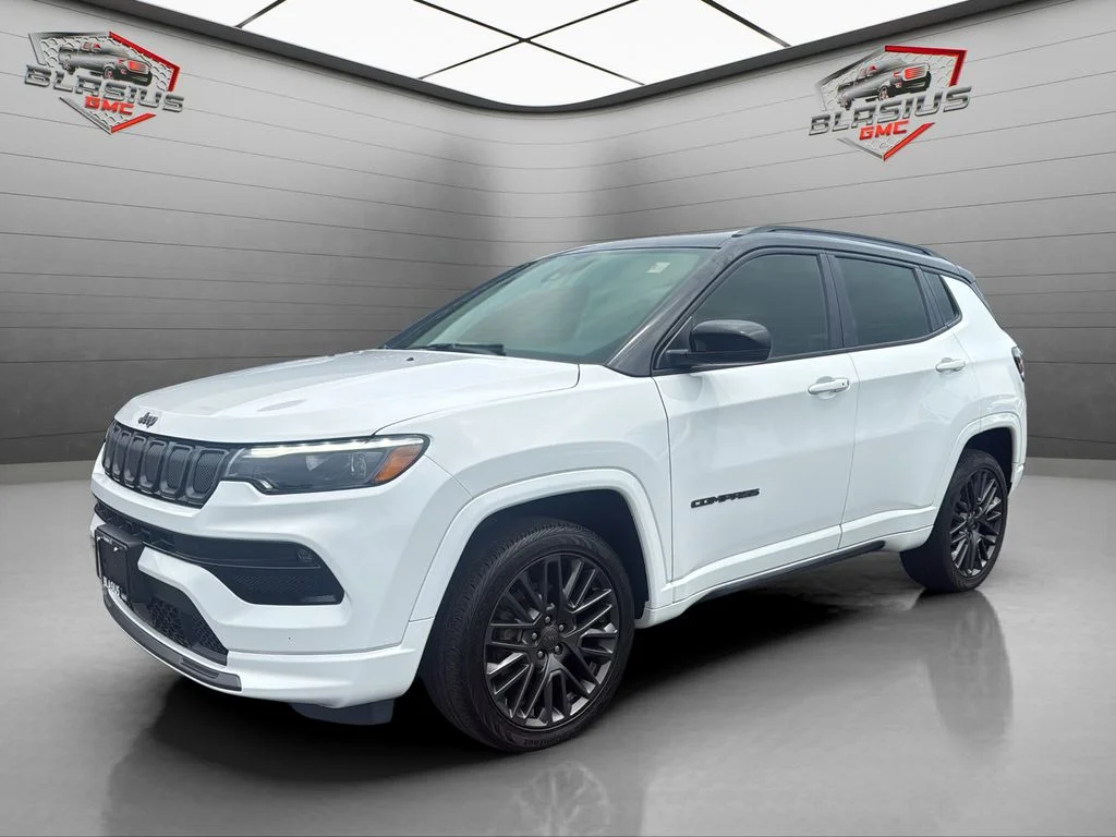 Used 2022 White Jeep High Altitude image 1