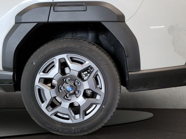 Used 2026 Crystal White Pearl Subaru Premium image 34