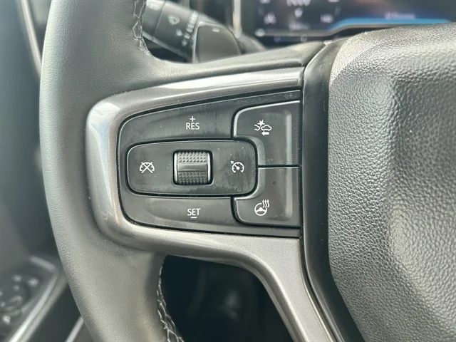 Used 2024 BLACK CHEVROLET High Country image 30