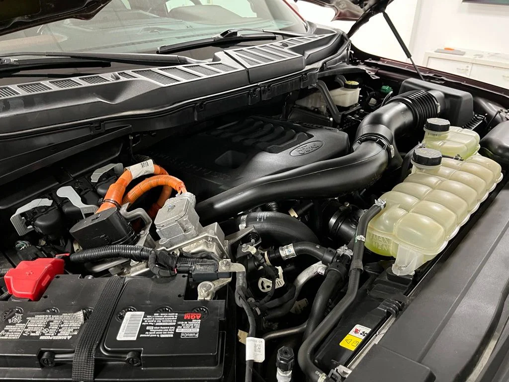 Used 2023 Red Ford Lariat image 62