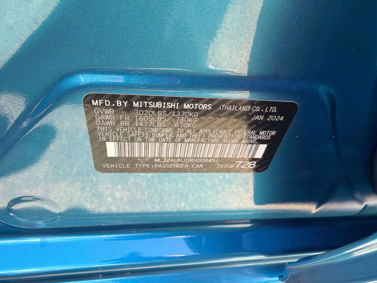 Used 2024 Sapphire Blue Metallic Mitsubishi ES image 35