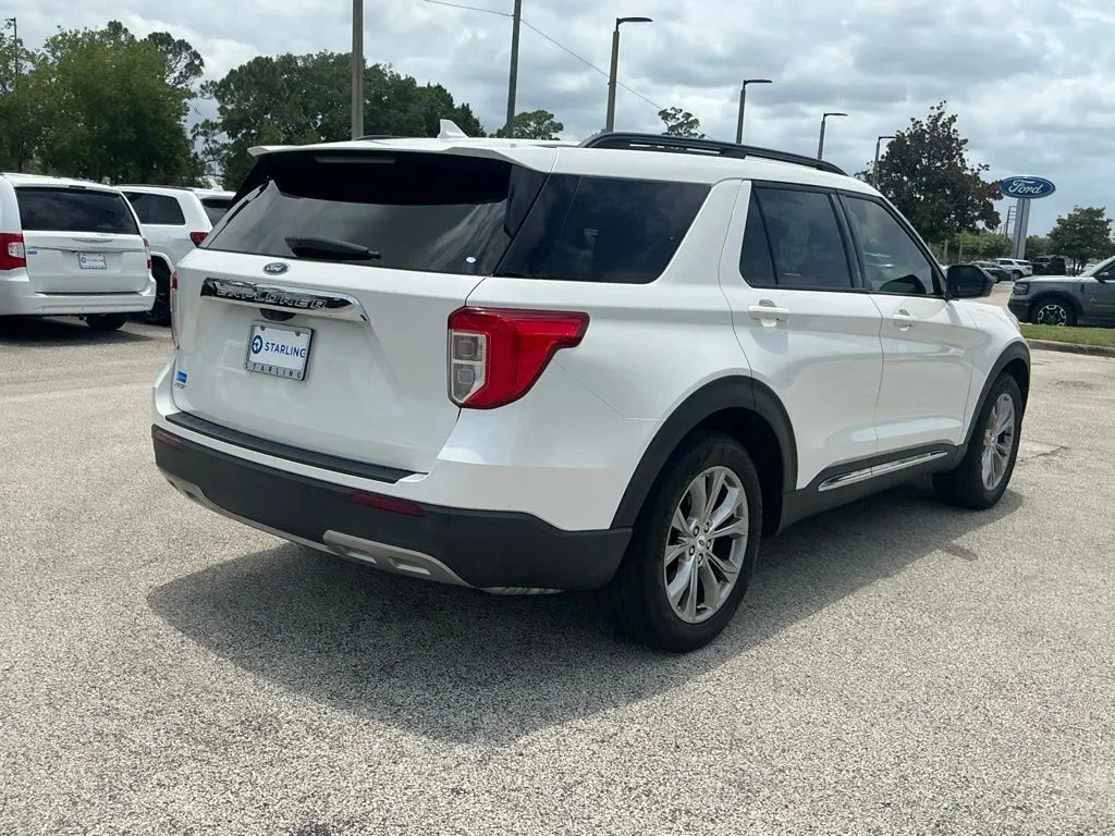 Used 2023 White Ford XLT image 13