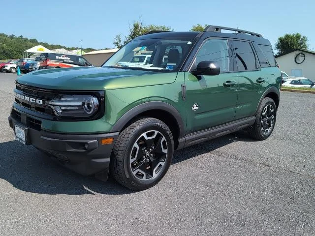 Certified Used 2024 Eruption Green Metallic Ford Outer Banks image 43