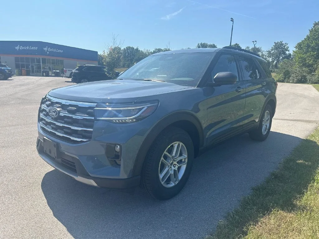 New 2027 Blue Ford Active image 4