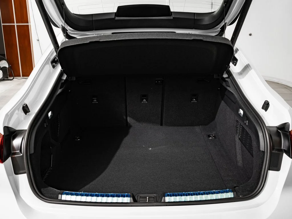Used 2025 Glacier White Audi 2.0T Premium Plus image 21