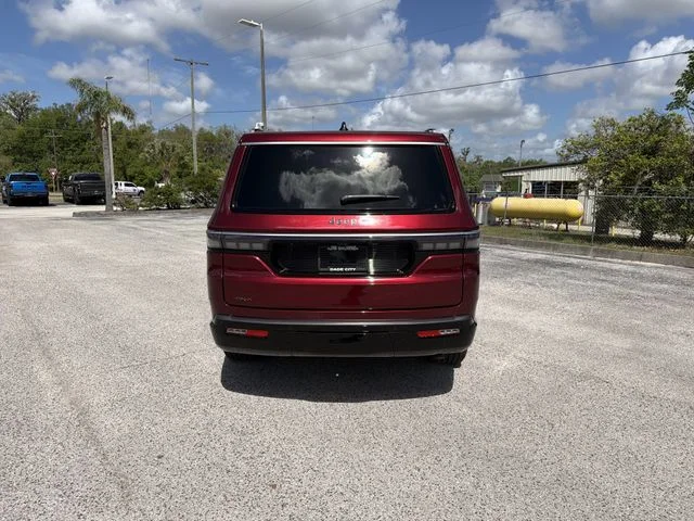 New 2026 Velvet Red Pearl-Coat Exterior Paint Jeep  image 5