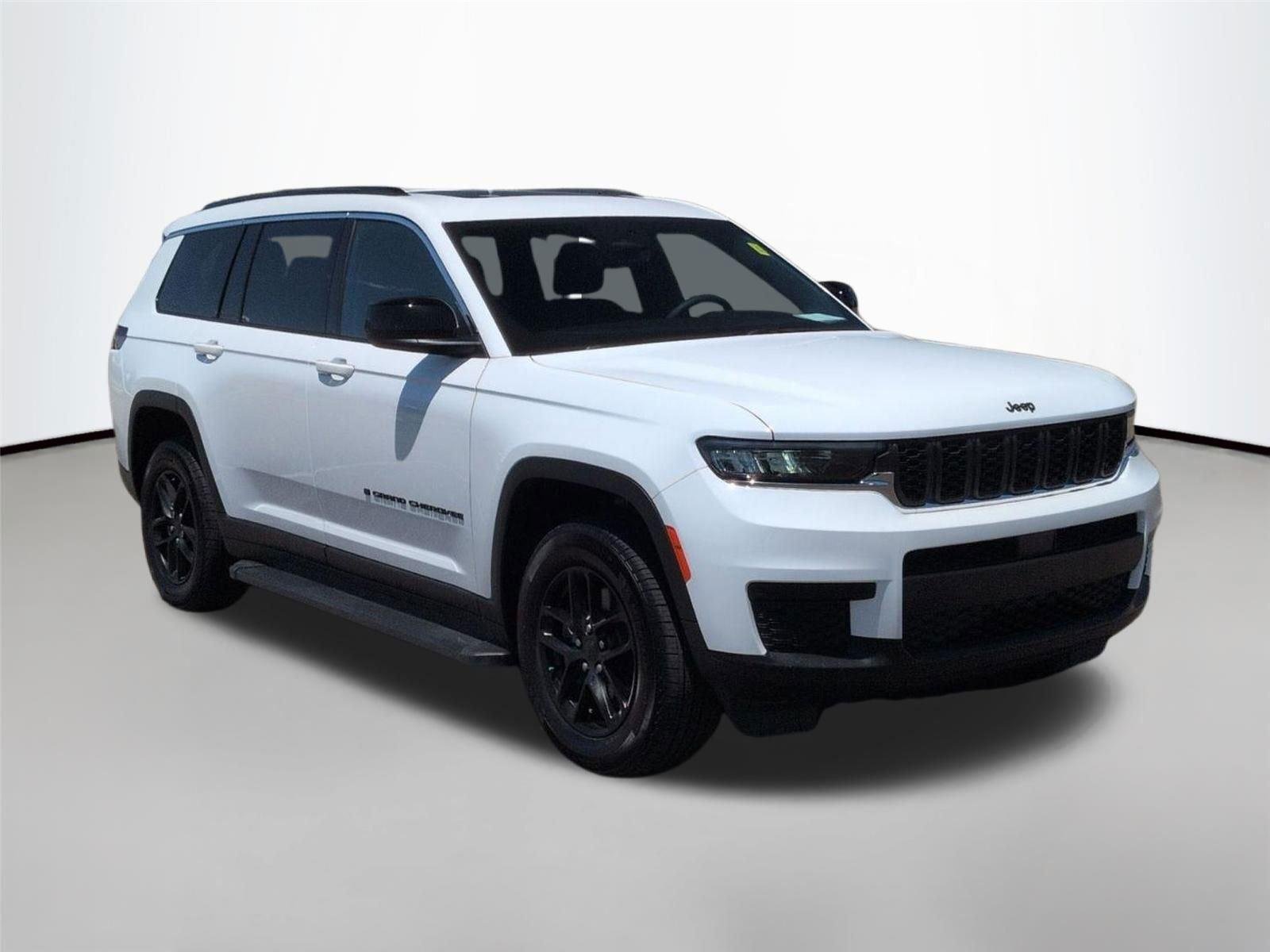Used 2024 Bright White Clearcoat Jeep Laredo X image 7