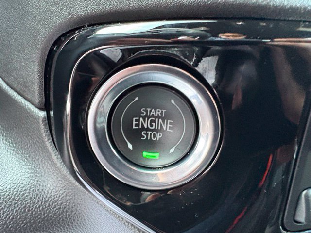 Used 2025 Black Chevrolet ZR2 image 22