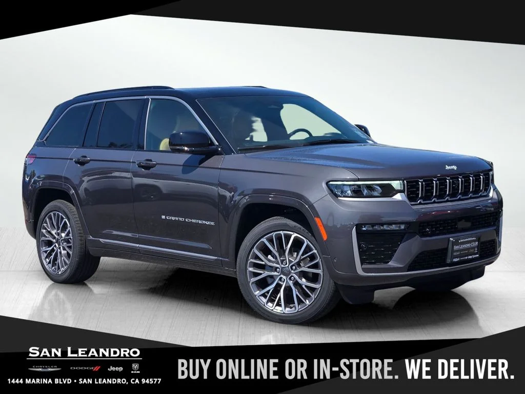 2026 Jeep Grand Cherokee Summit 4x4's photo