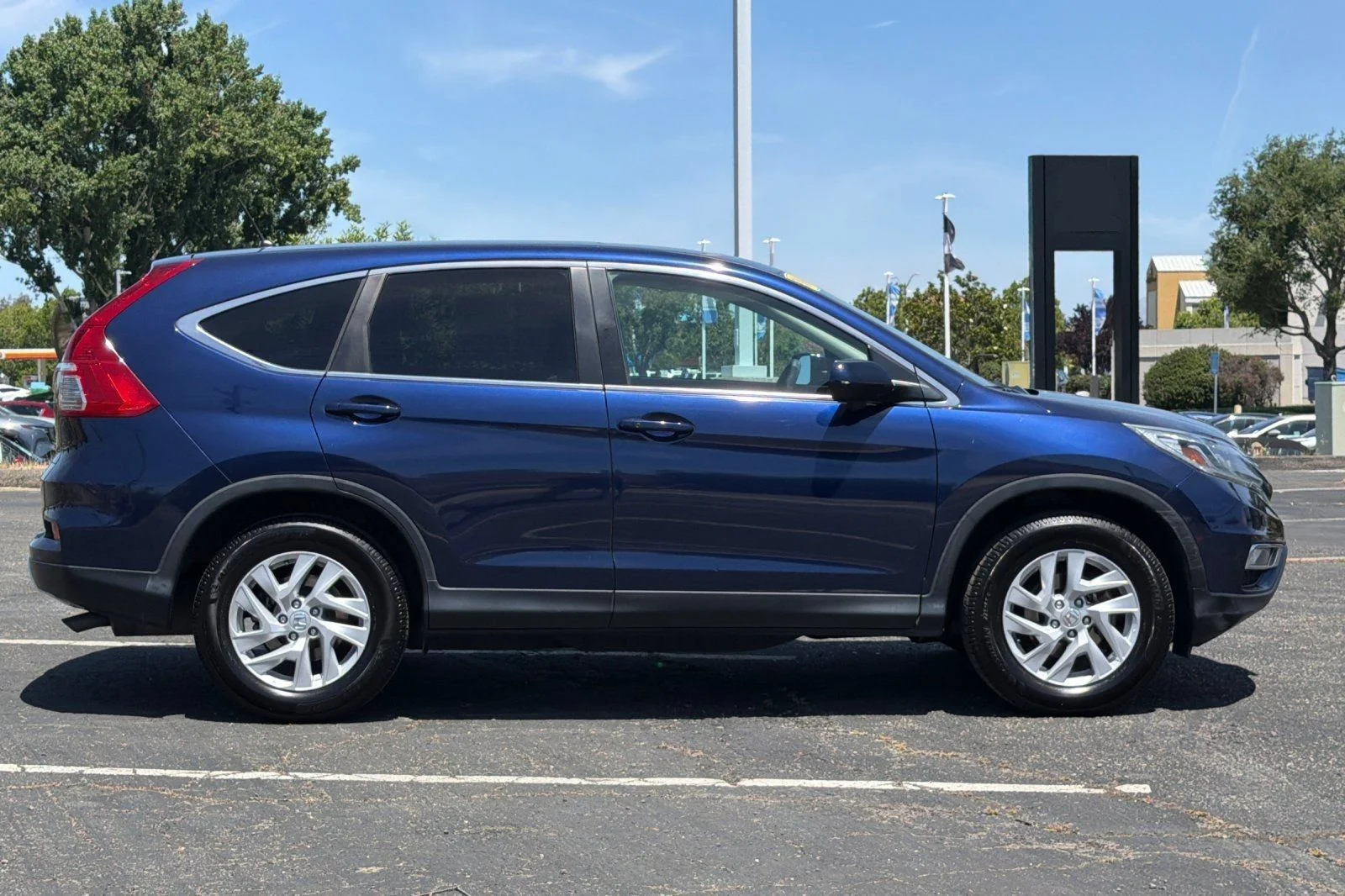 Used 2016  Honda EX image 10