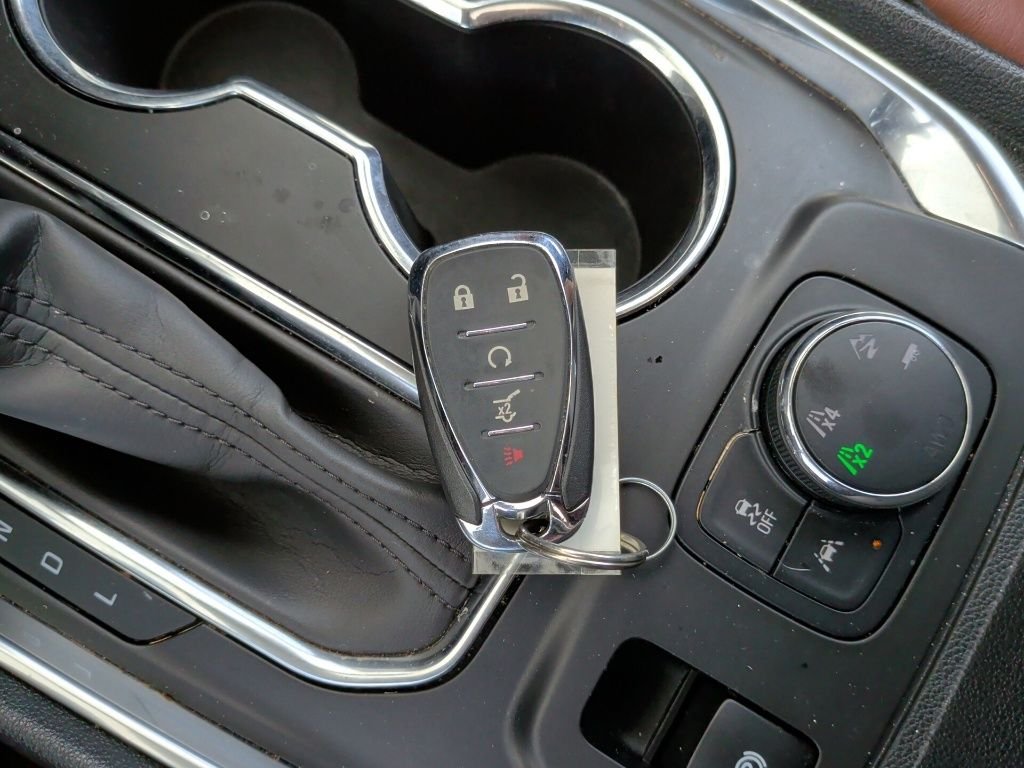 Used 2021 Black Chevrolet High Country image 55