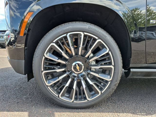 2026 Chevrolet Suburban High Country - Photo 36