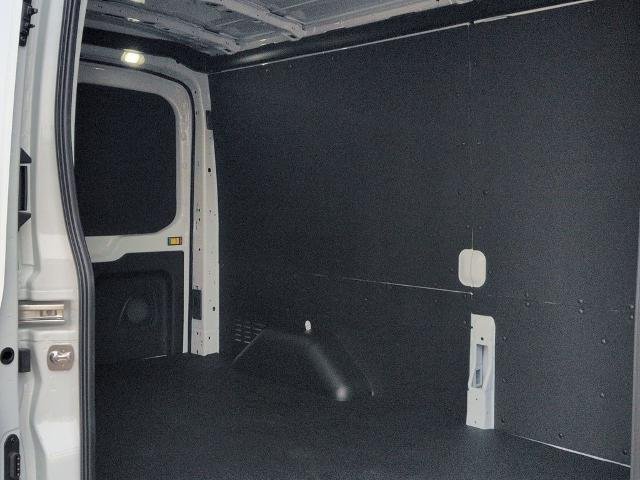 New 2026 Oxford White Ford Cargo Van image 27