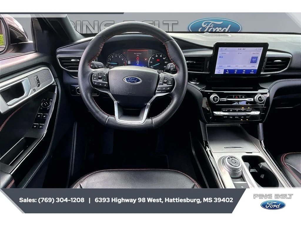 Certified Used 2023 Agate Black Metallic Ford ST-Line image 5