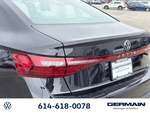 New 2026 Deep Black Pearl Volkswagen 1.5T SE image 13