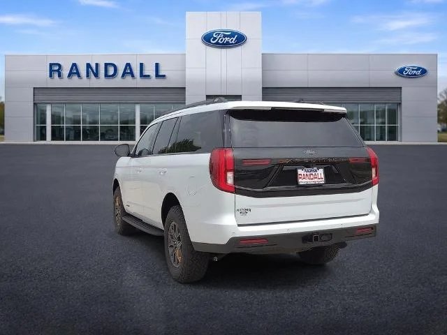 New 2026 Space Silver Metallic Ford Tremor® image 4