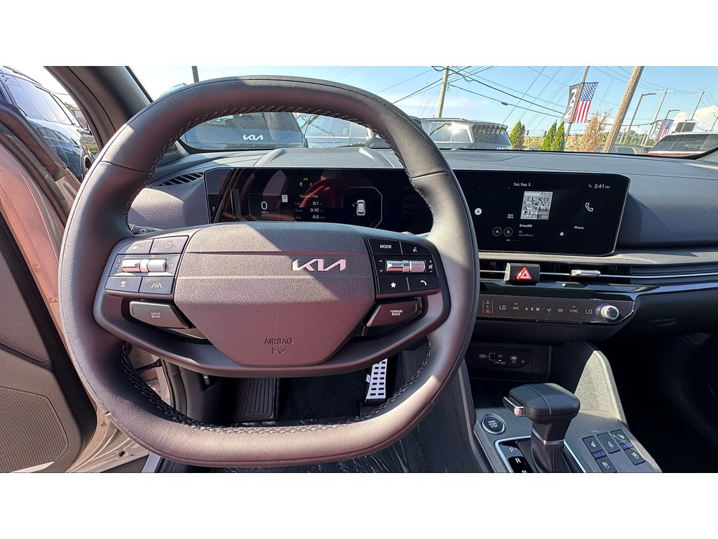 New 2027 Wolf Gray / Black Roof Kia X-Pro Prestige image 10