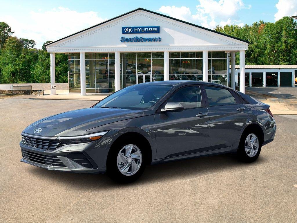 New 2026 Gray Hyundai SE image 2