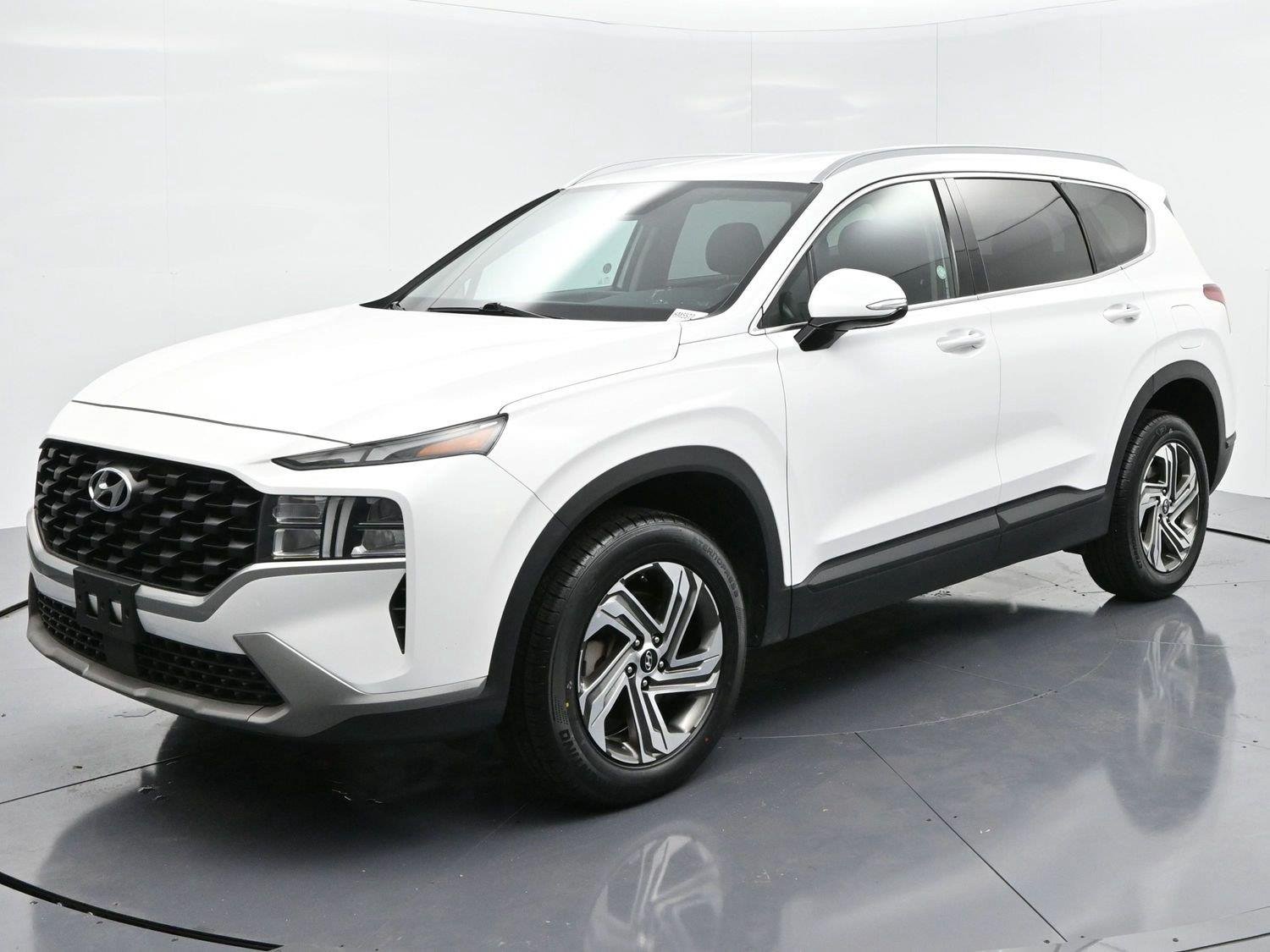 Used 2023 Serenity White Pearl Hyundai SEL image 3