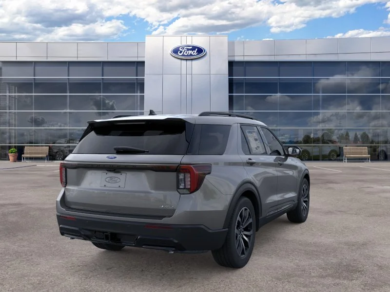 New 2026 Carbonized Gray Metallic Ford ST-Line image 21