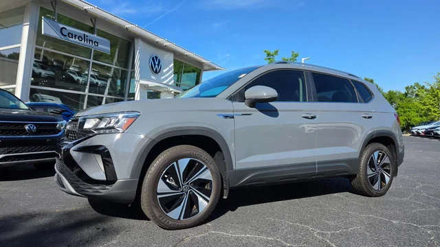 2024 Volkswagen Taos SE