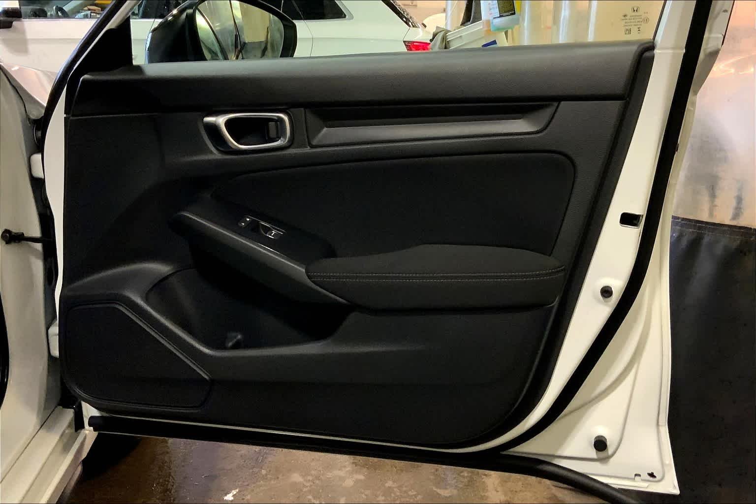 Used 2024 Platinum White Pearl Honda Sport image 42