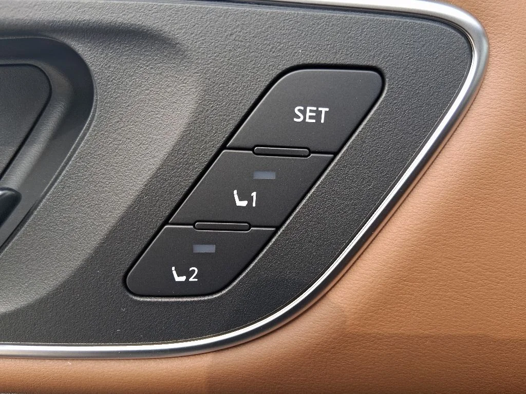 New 2026 Scarlet Ember Tintcoat Nissan Platinum image 23