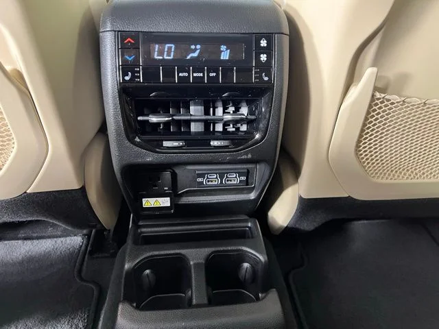 Used 2022 Red Jeep Limited image 40