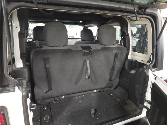 Used 2024 White Jeep Sport S image 12