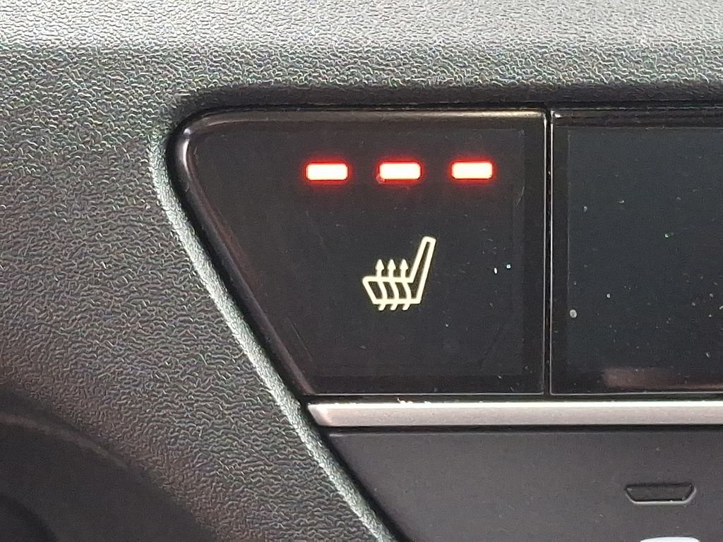 Used 2026 White Honda EX image 25