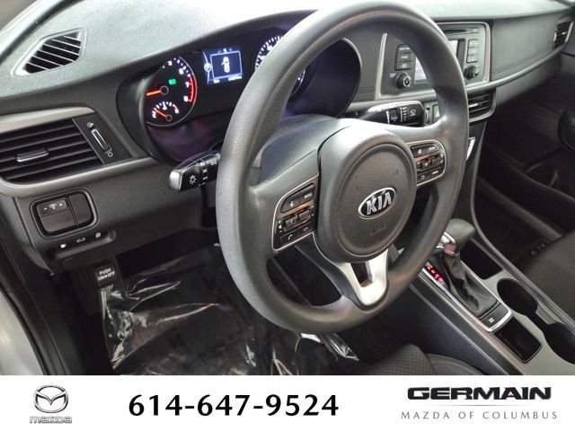 Used 2016 Silver Kia LX image 17