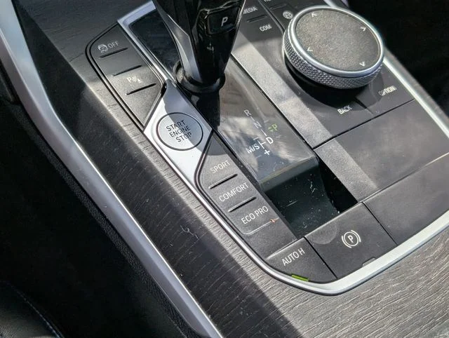 Used 2022 Black BMW M440i image 29