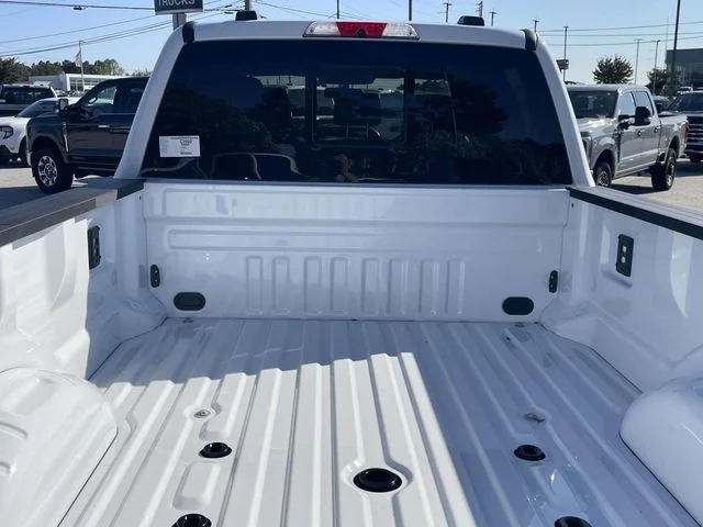 New 2026 Oxford White Ford Lariat image 8