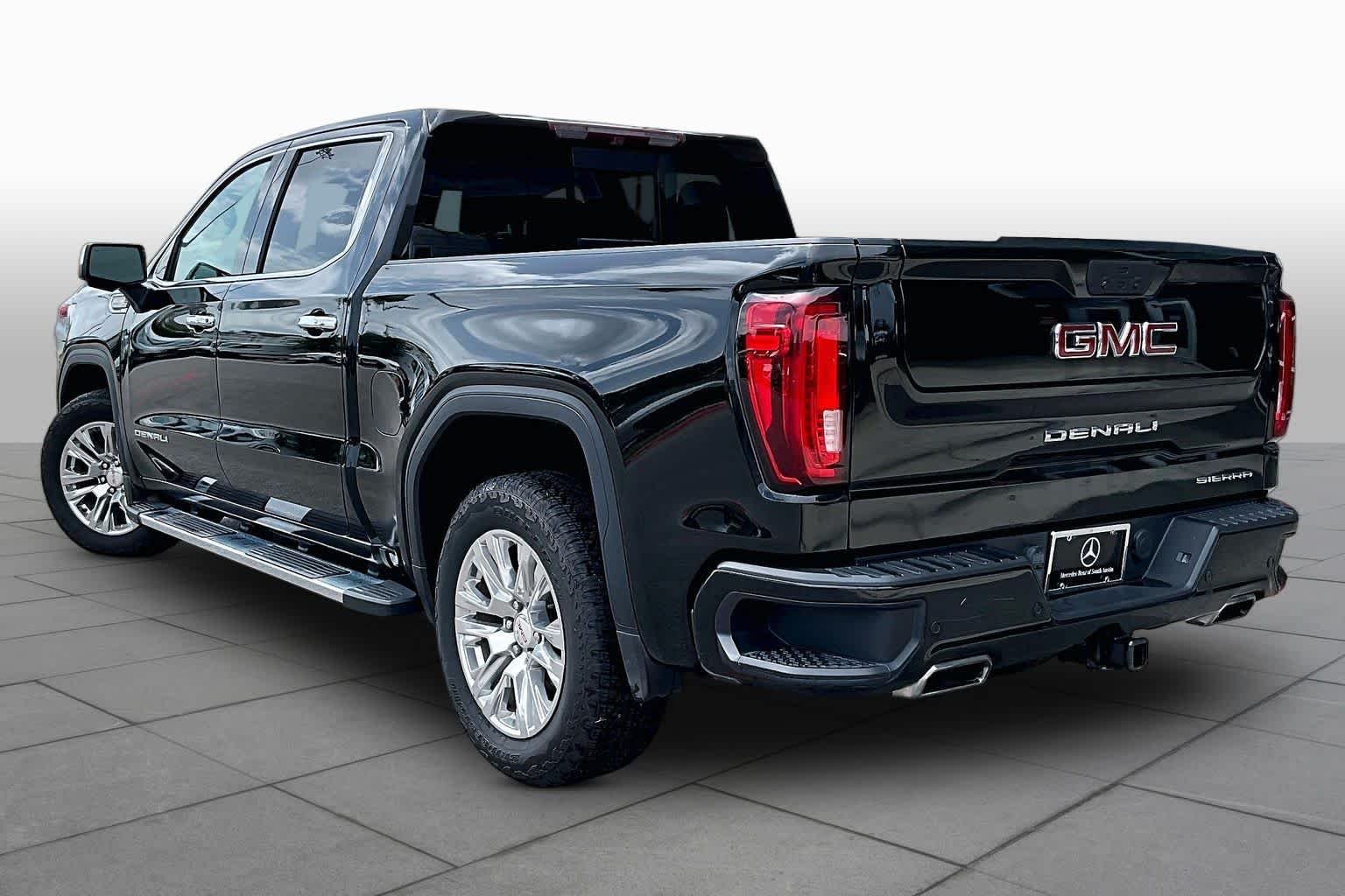 Used 2019 Onyx Black GMC Denali image 12