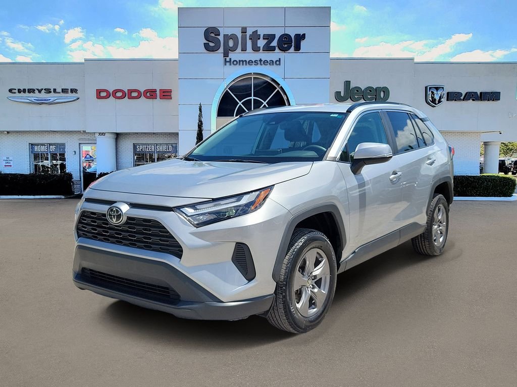 Used 2024 Silver Toyota XLE image 4