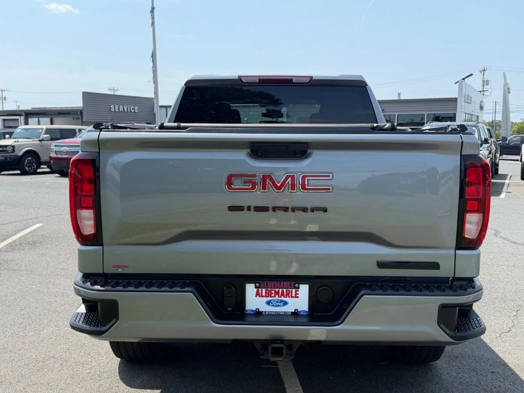 Used 2025 Silver GMC Elevation image 4