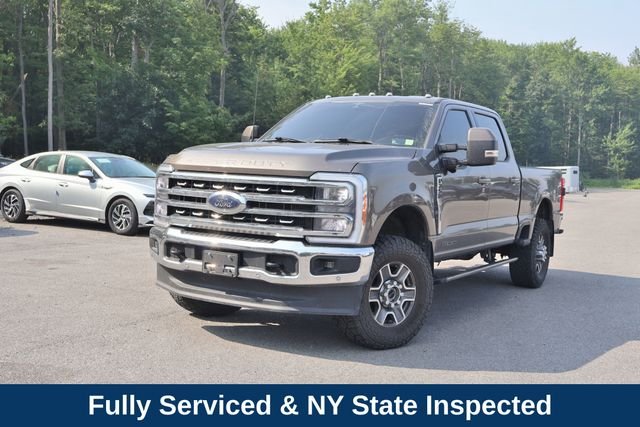 Used 2023 Gray Ford Lariat image 2