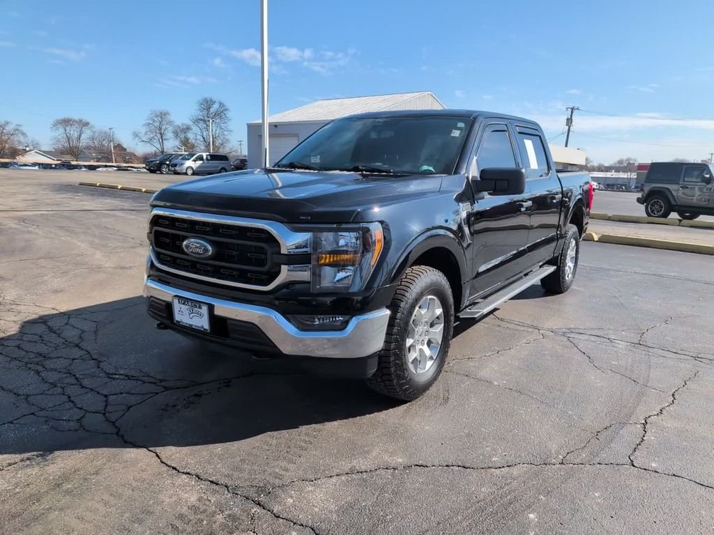 Used 2023 Black Ford XLT image 13