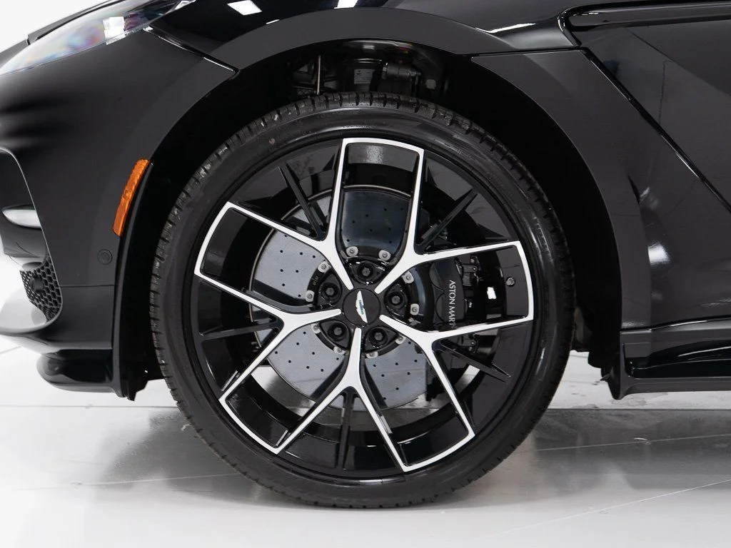 New 2026 Onyx Black Aston Martin 707 image 41