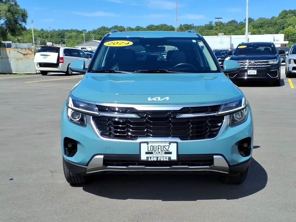 Used 2024 Blue Kia EX image 12