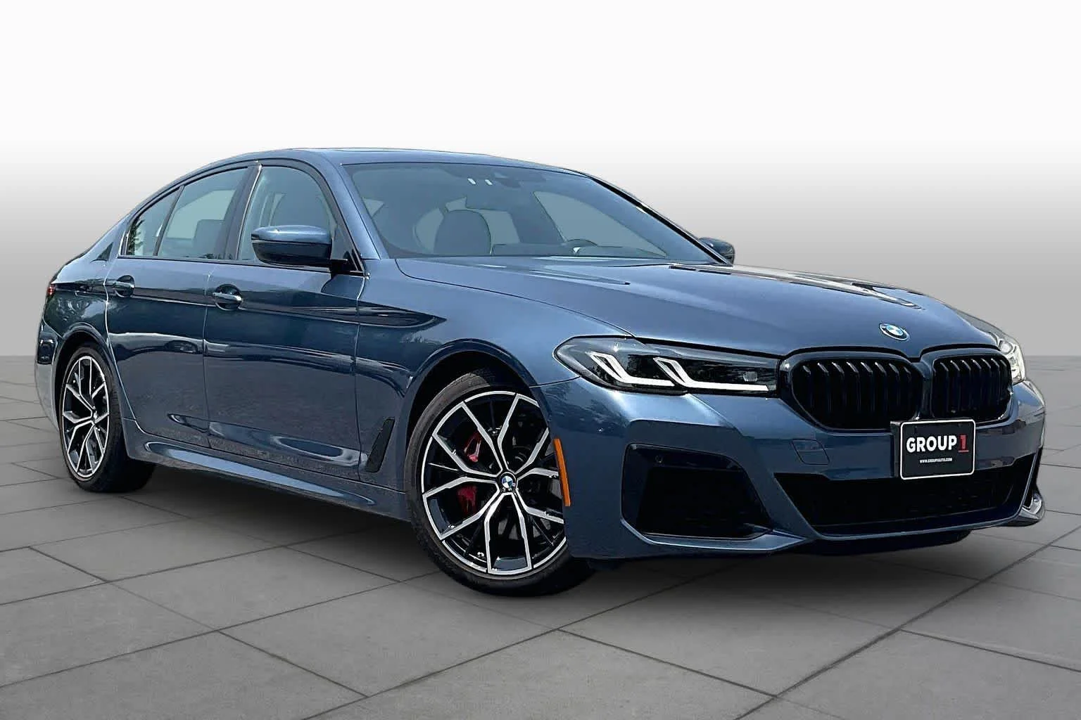Used 2023 Arctic Race Blue Metallic BMW 530i xDrive image 2
