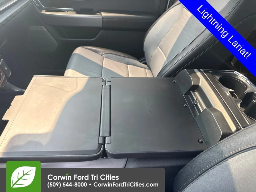 Certified Used 2022 White Metallic Ford Lariat image 9