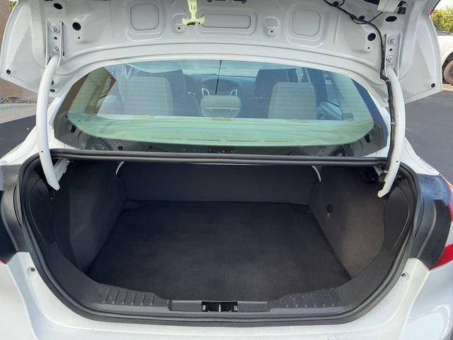 Used 2012 White Ford SE image 19