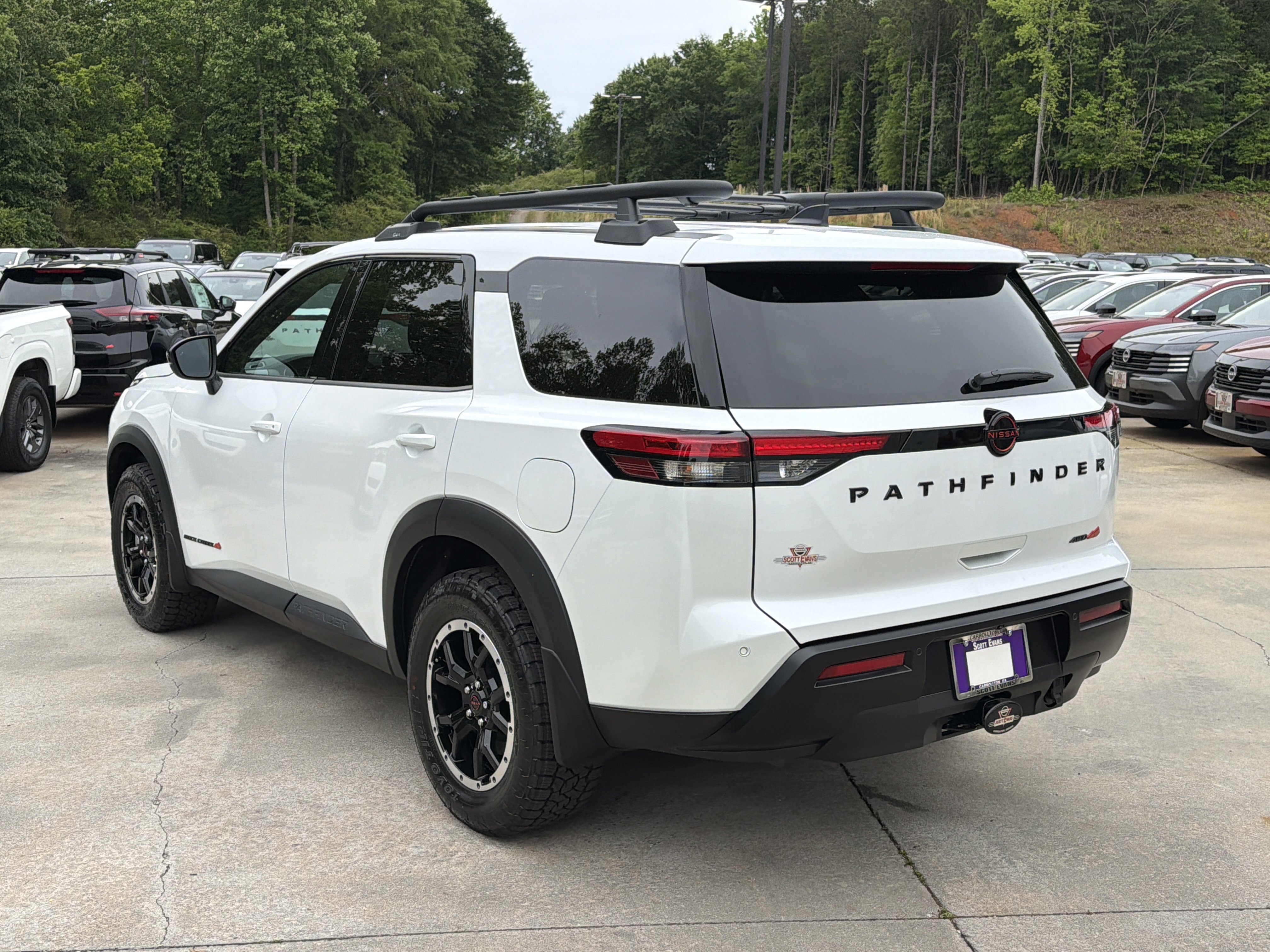 New 2026 Everest White Pearl Tricoat Nissan Rock Creek image 6