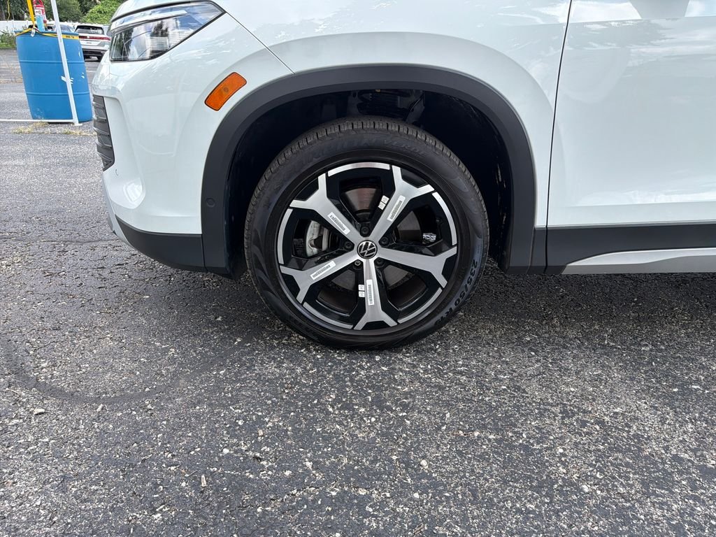 New 2026 White/off-white Volkswagen 2.0T SE image 24